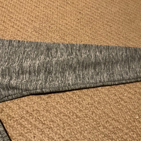 Gray Under Armour Hoodie - Picture 7 of 8